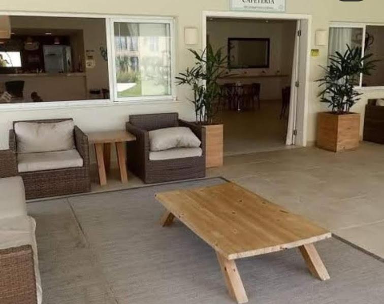 Com Varanda - Sahy Apartamento *
