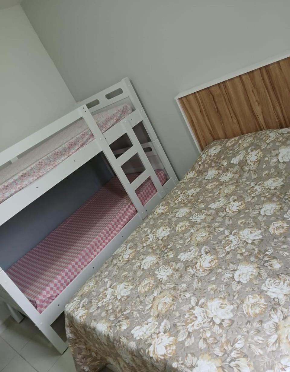 Com Varanda - Sahy Apartamento Mangaratiba